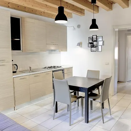 Vicolo J. Da Ponte - Bassano Centro Storico Apartamento Bassano del Grappa